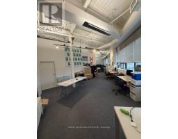 209 - 109 Vanderhoof Avenue, Toronto, ON M4G2H7 Photo 9