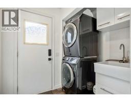 71 Strathclair Rise Sw, Calgary, AB T3H1G3 Photo 24