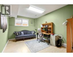 71 Strathclair Rise Sw, Calgary, AB T3H1G3 Photo 28