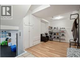 71 Strathclair Rise Sw, Calgary, AB T3H1G3 Photo 31