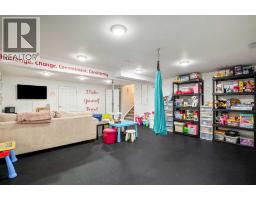 71 Strathclair Rise Sw, Calgary, AB T3H1G3 Photo 33
