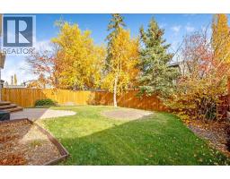 71 Strathclair Rise Sw, Calgary, AB T3H1G3 Photo 35