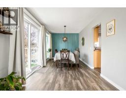 Bedroom - 71 Strathclair Rise Sw, Calgary, AB T3H1G3 Photo 7