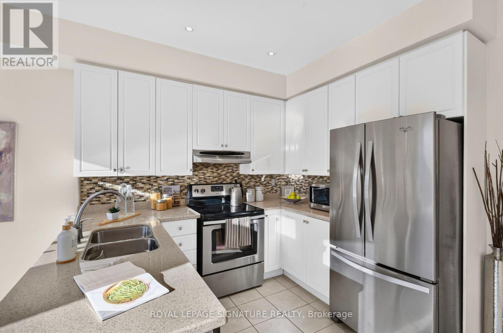 1760 Autumn Crescent, Pickering, ON photo 13