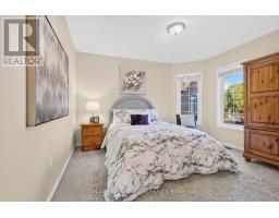 1760 Autumn Crescent, Pickering, ON L1V6X2 Photo 24