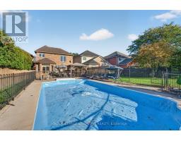 1760 Autumn Crescent, Pickering, ON L1V6X2 Photo 36