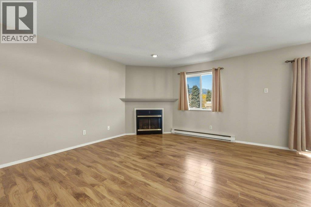 #7 2156 Bessette Street - 16