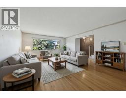 8252 7 Street Sw, Calgary, AB T2V1G6 Photo 15
