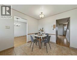 Family room - 8252 7 Street Sw, Calgary, AB T2V1G6 Photo 7