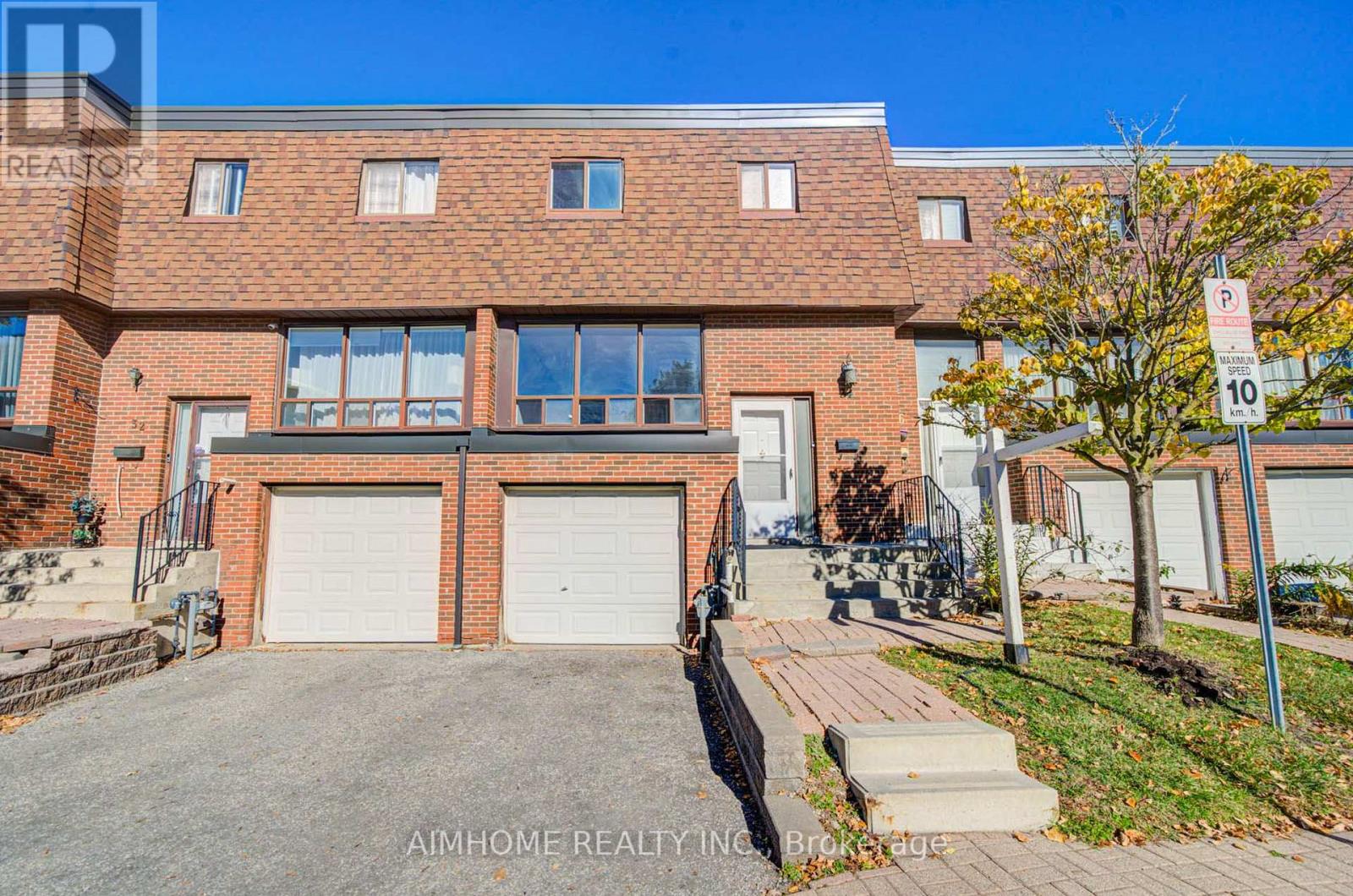 34 Stately Way, Markham, ON photo 1