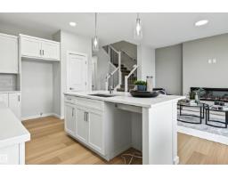 19451 21 Av Nw, Edmonton, AB T6M3M5 Photo 9