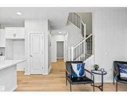 19451 21 Av Nw, Edmonton, AB T6M3M5 Photo 17