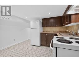 Lower - 722 Dufferin Street, Toronto, ON M6K2B7 Photo 9