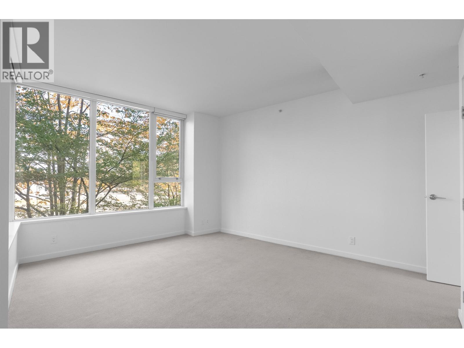 200 9 SMITHE MEWS, Vancouver - Image 1