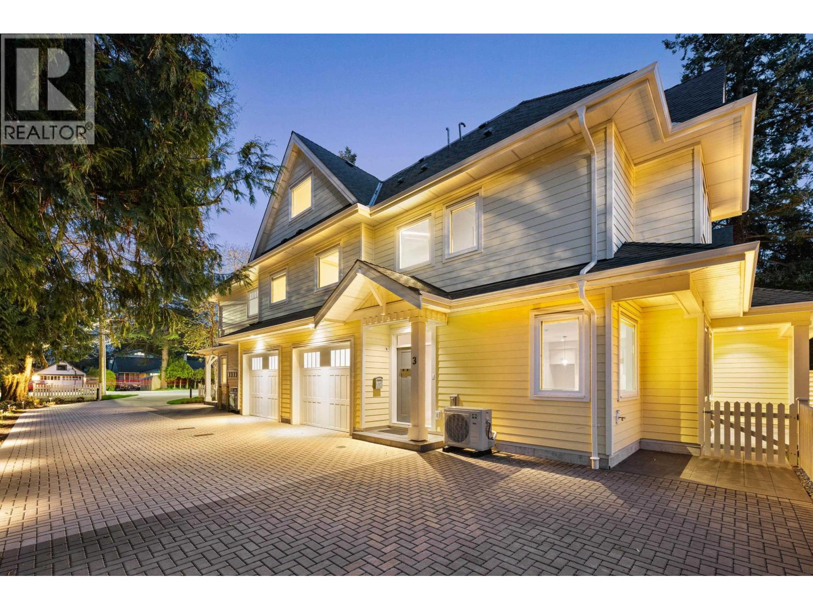 3 4569 ARTHUR DRIVE, Delta - Image 1