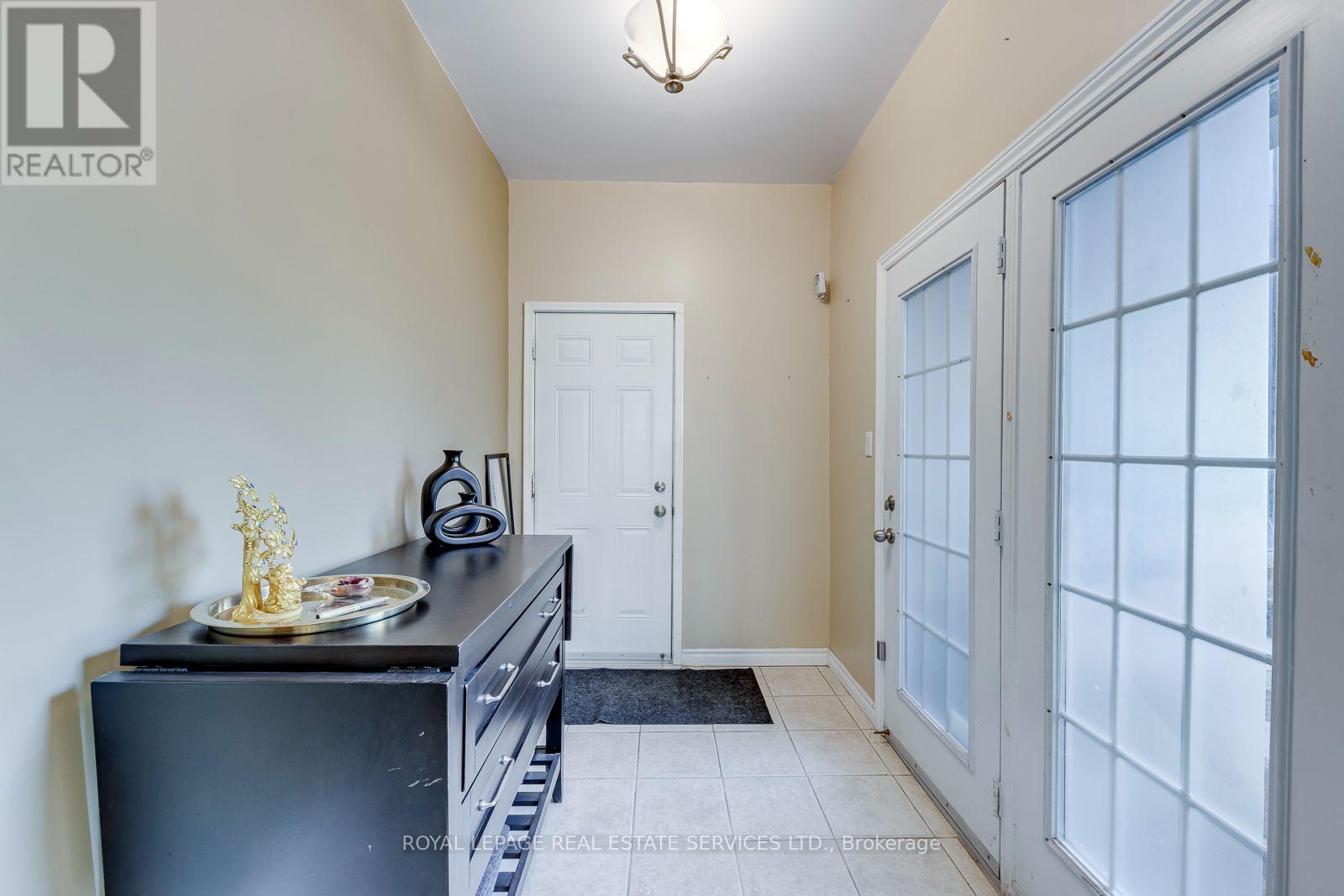 96 Thomas Street, Mississauga, ON photo 26