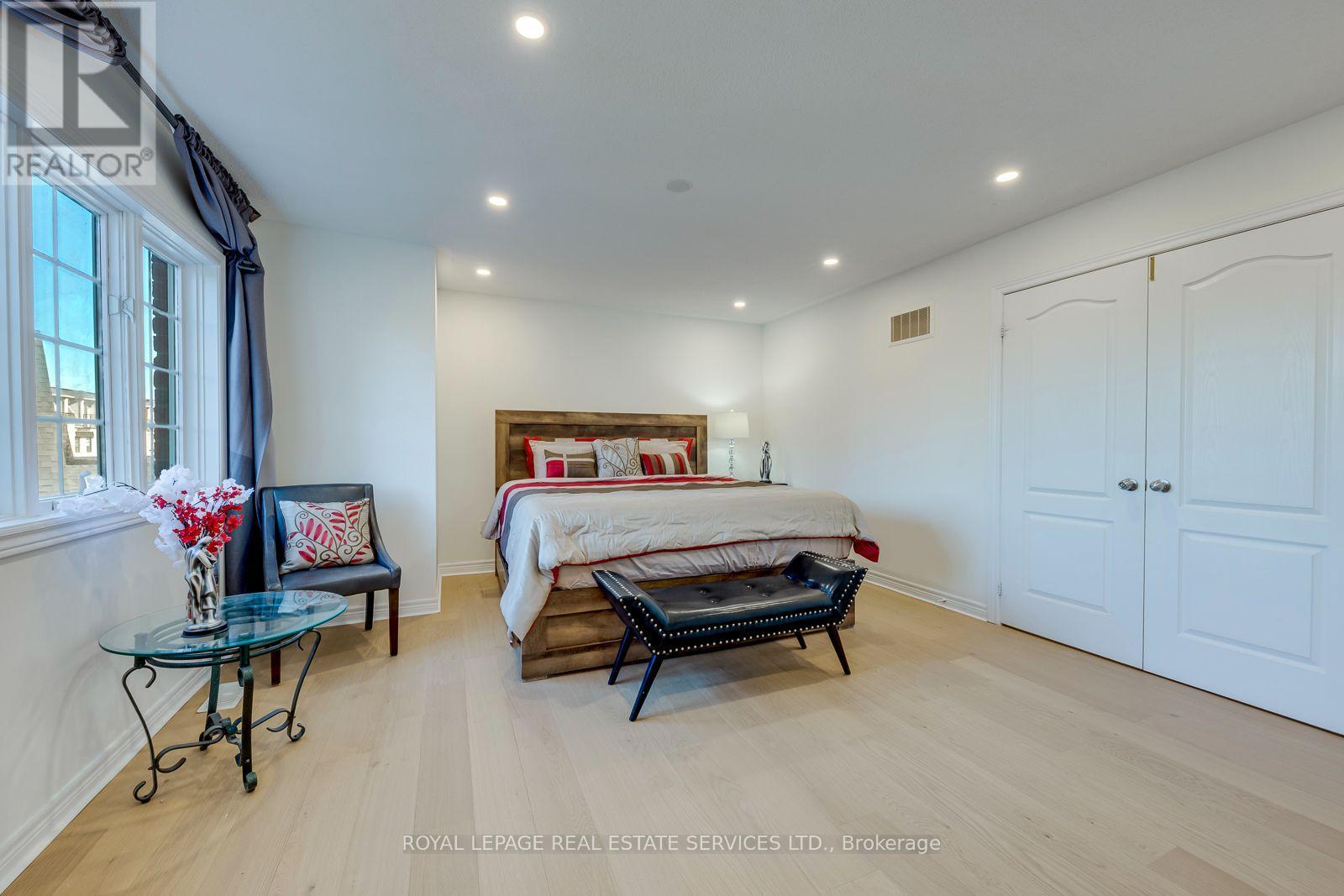 96 Thomas Street, Mississauga, ON photo 29