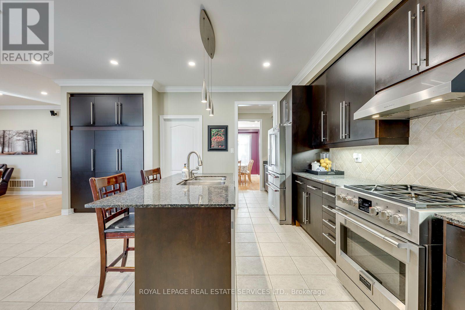 96 Thomas Street, Mississauga, ON photo 15