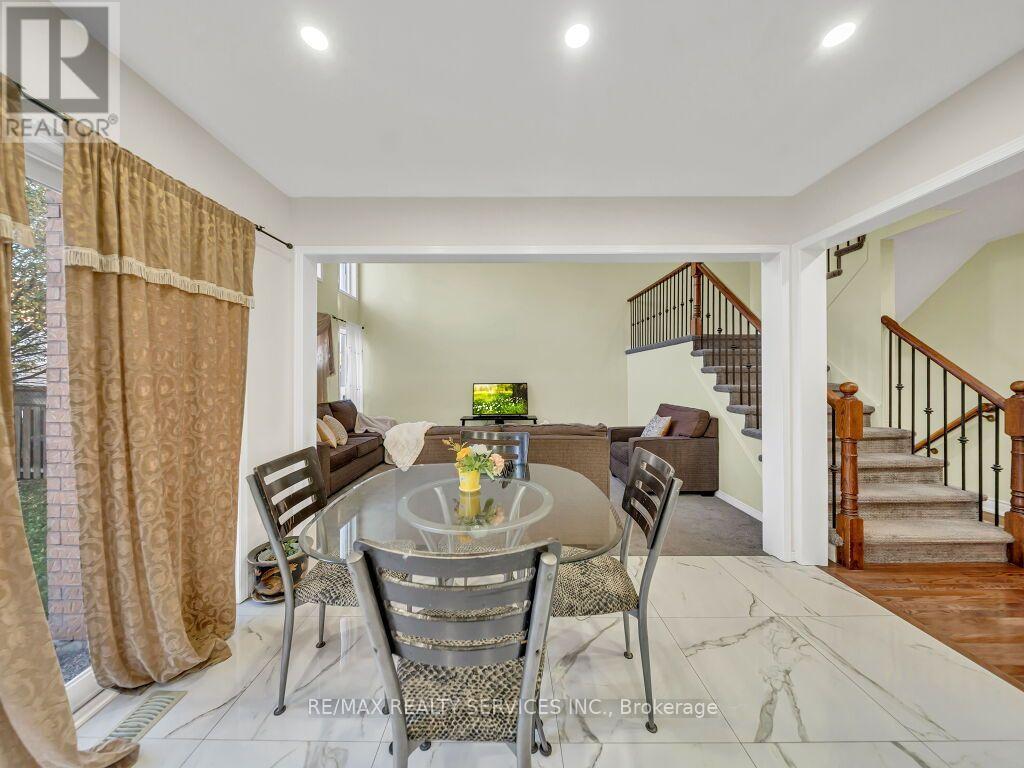 355 Edenbrook Hill Drive, Brampton, ON photo 19