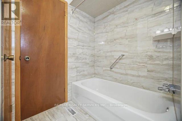 4106 Sunset Valley Court, Mississauga, ON photo 25