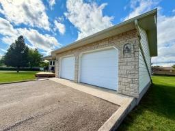 305 Louisa Avenue, Miniota, MB R0M1M0 Photo 21