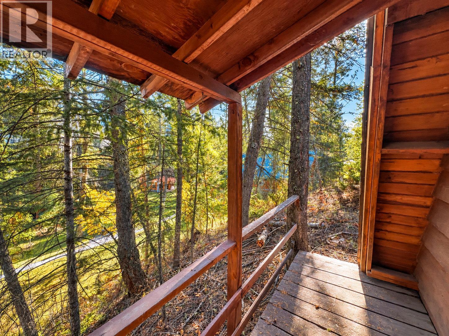 4892 Ogilvey Avenue - 63