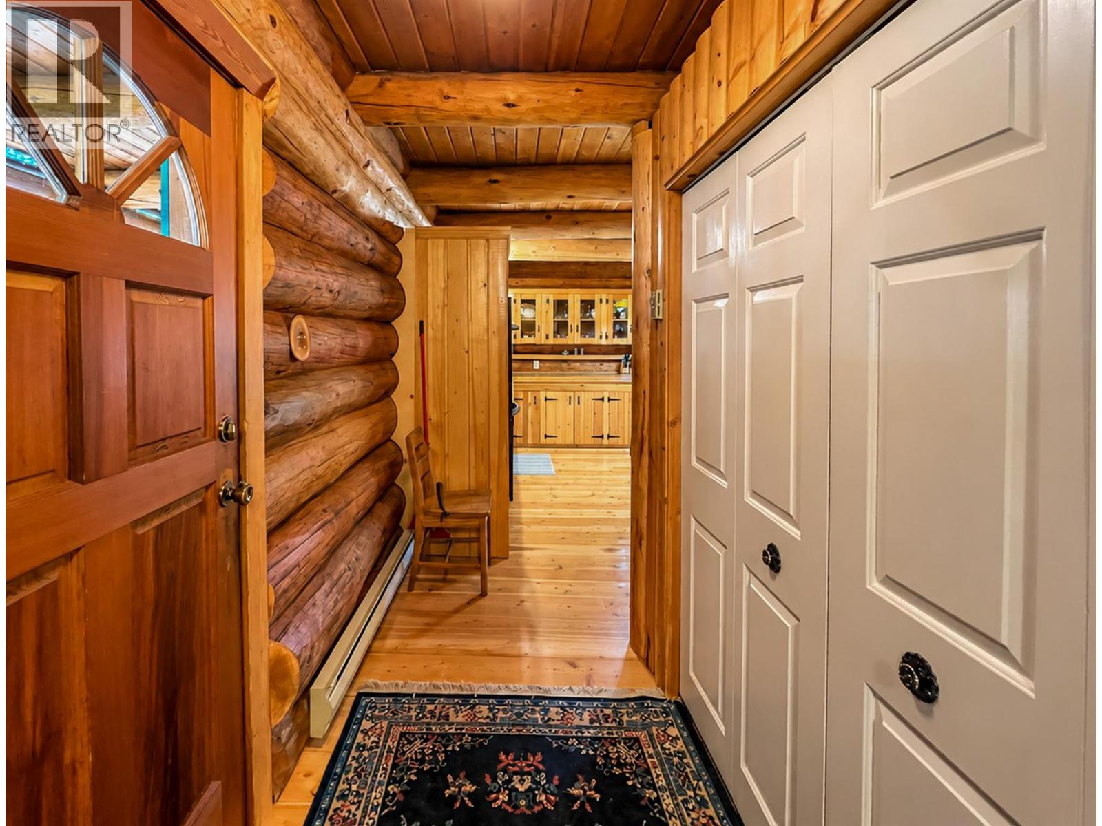 4892 Ogilvey Avenue - 25