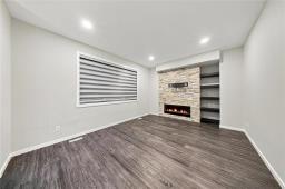 79 Lloyd Mckinnon Way, Winnipeg, MB R3X0N3 Photo 12