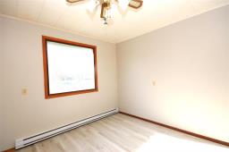 31 3rd Street, Roland, MB R0G1T0 Photo 13