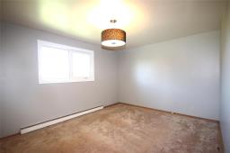 31 3rd Street, Roland, MB R0G1T0 Photo 16