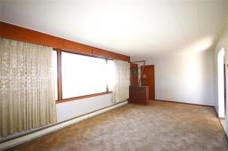 31 3rd Street, Roland, MB R0G1T0 Photo 7