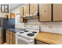 36 Queensway Way, photo 11