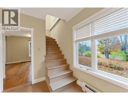 36 Queensway Way, photo 18