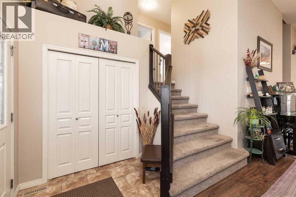 346 Lettice Perry Road N, Lethbridge — photo 4