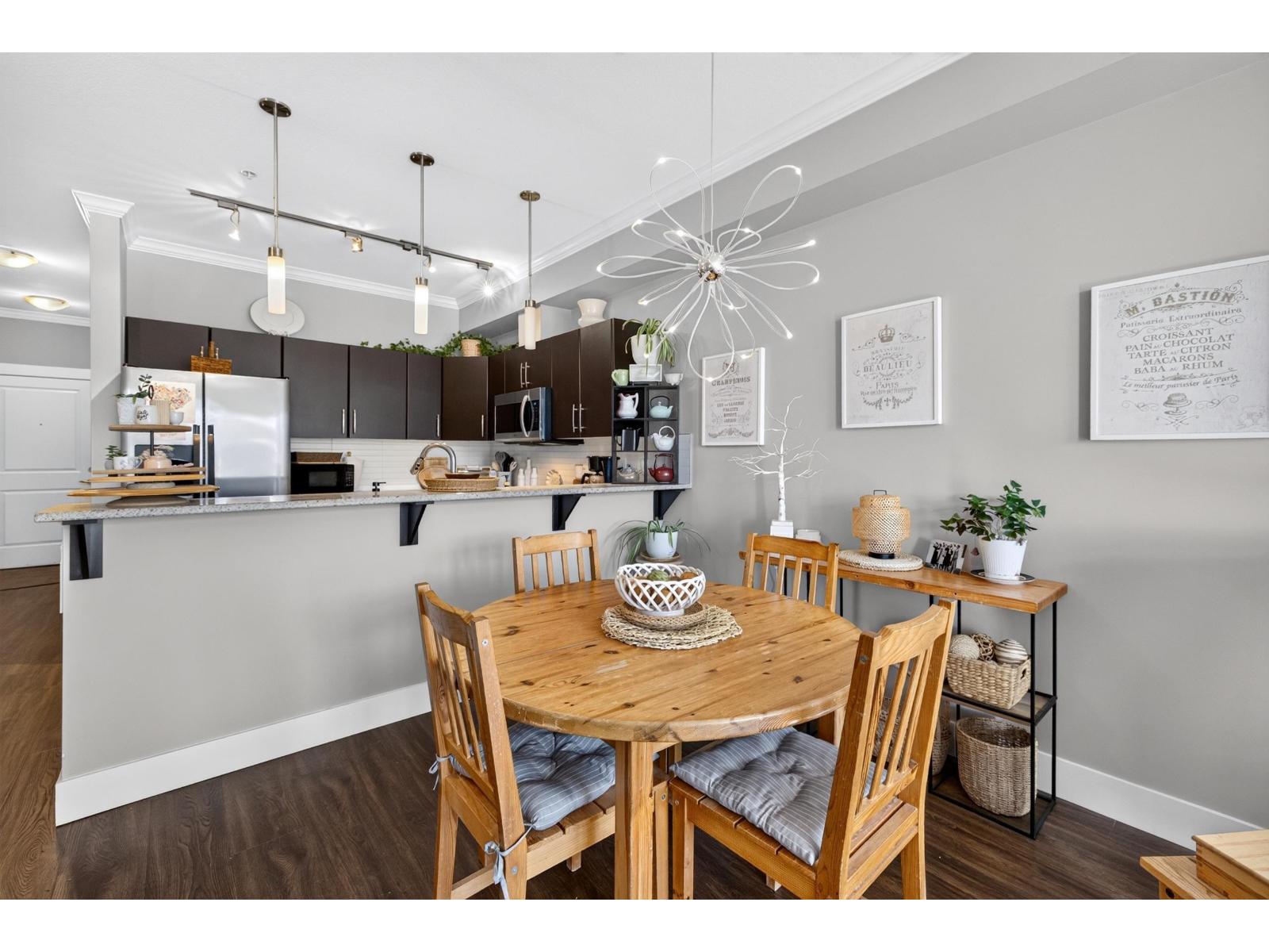 208 2632 PAULINE STREET, Abbotsford - Image 1