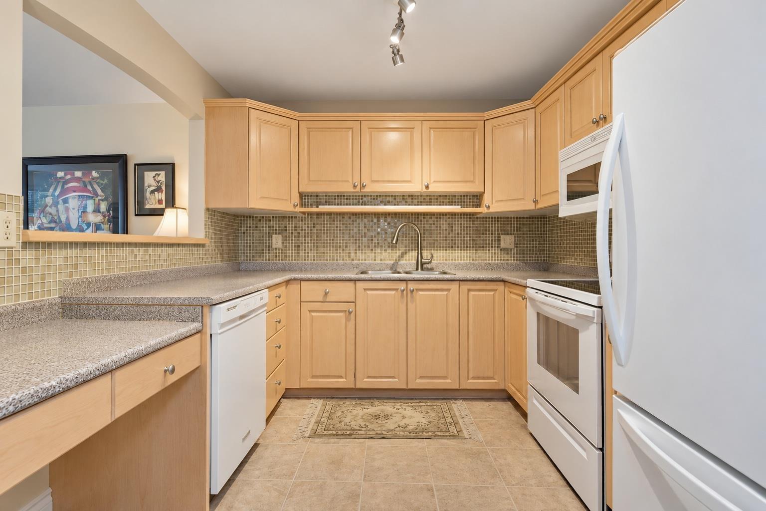 407 1225 MERKLIN STREET, White Rock - Image 1
