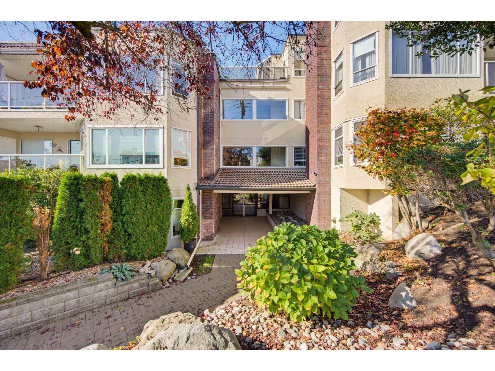 407 1225 MERKLIN STREET, White Rock