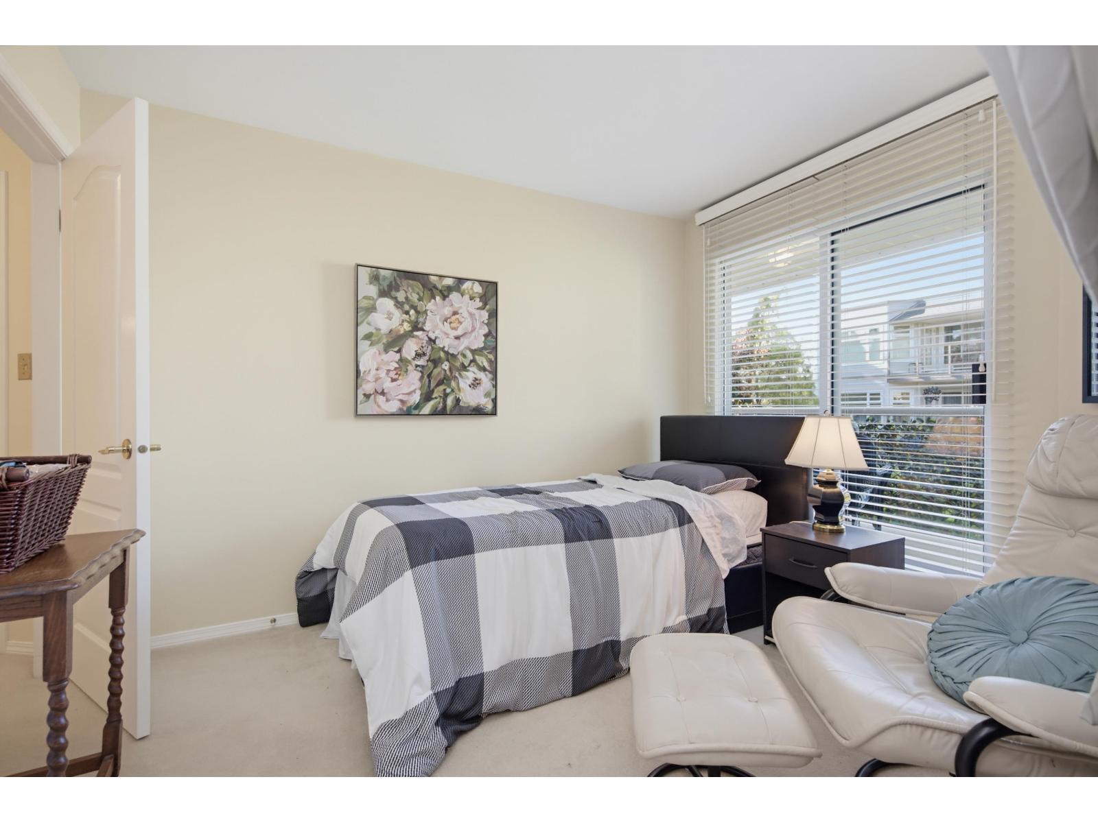 407 1225 MERKLIN STREET, White Rock - Image 1