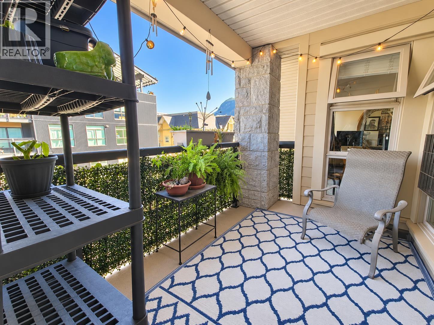 Photo of 404 1310 VICTORIA STREET 10