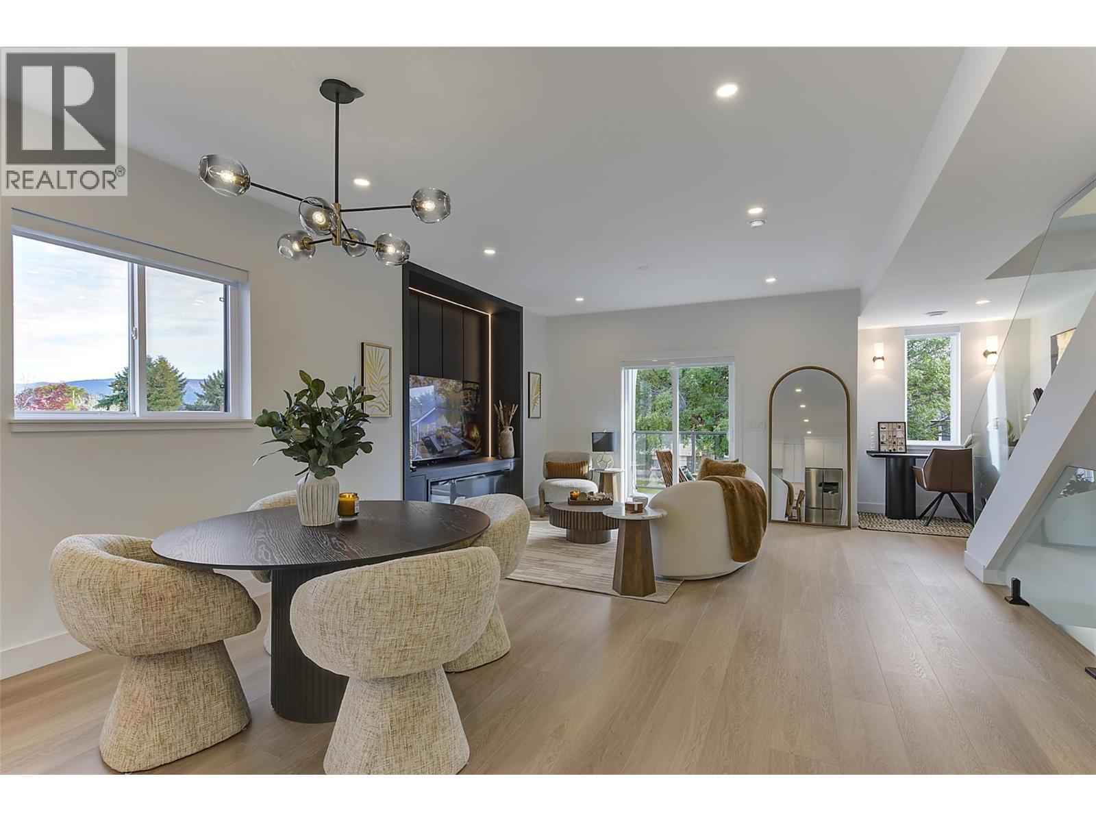 #1 777 Coopland Crescent - 11