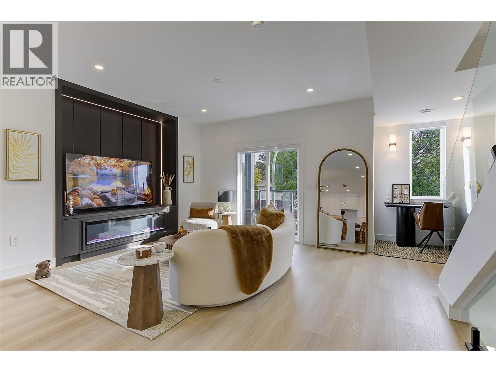 #1 777 Coopland Crescent - 12