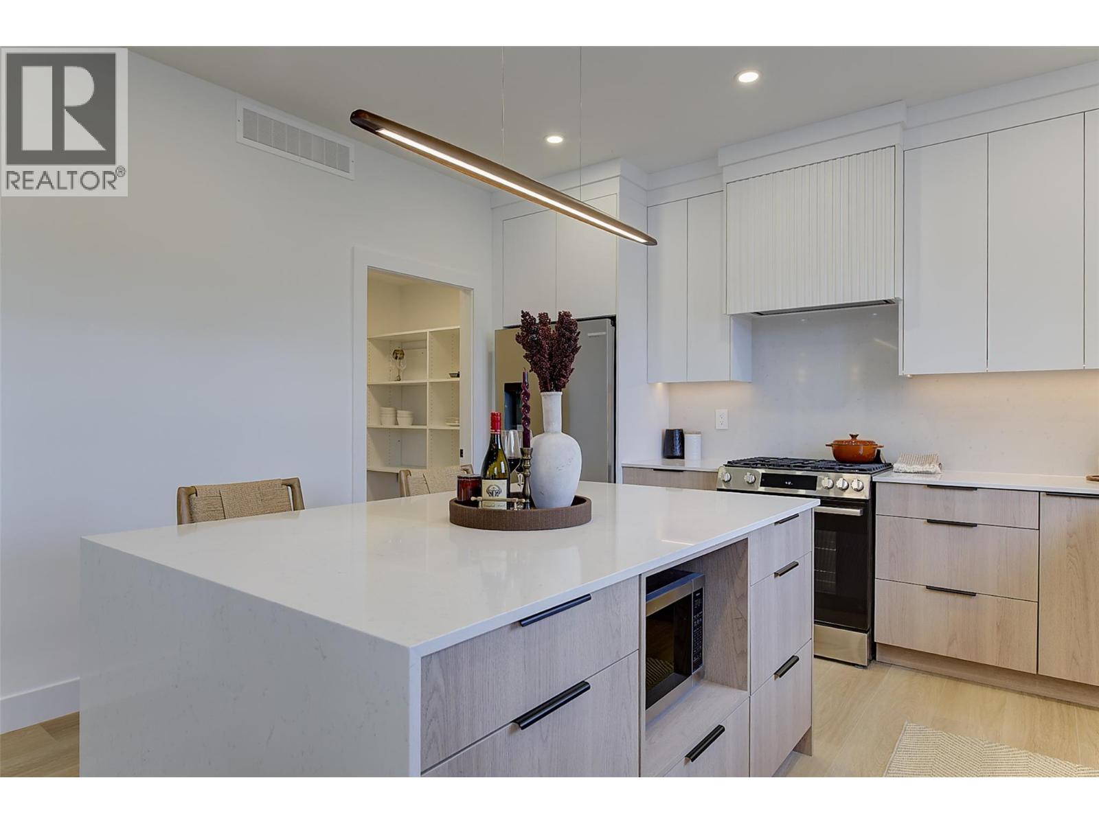 #1 777 Coopland Crescent - 20