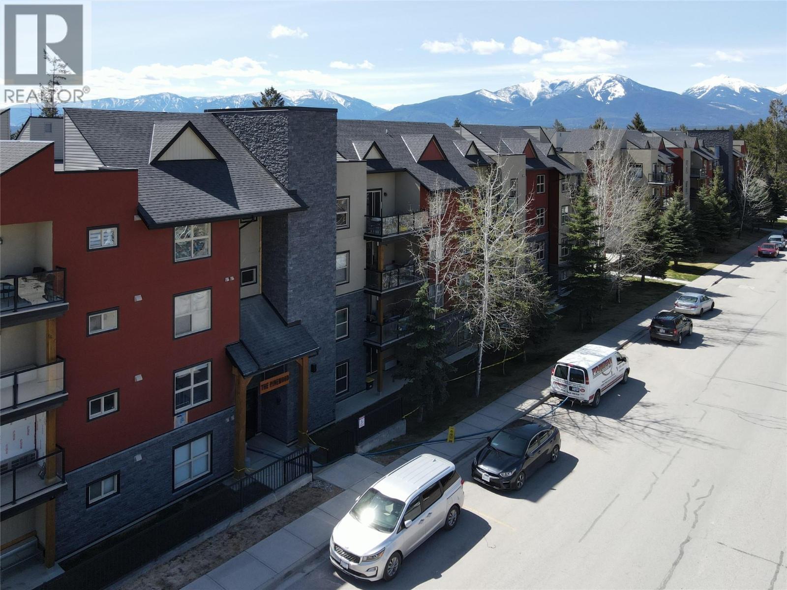 #2302 4874 STANLEY Street - 3