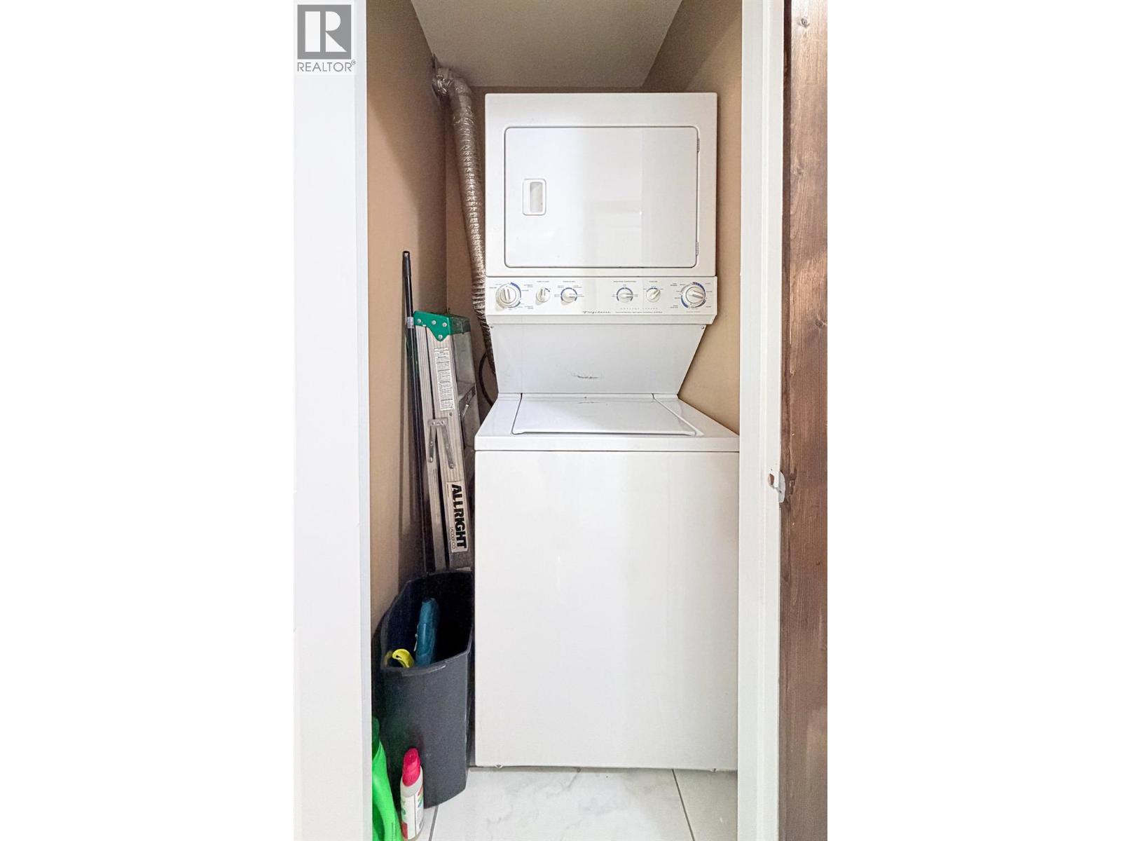 #2302 4874 STANLEY Street - 22