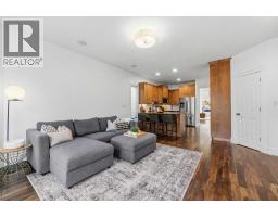 2422 3 Avenue Nw, Calgary, AB T2N0L1 Photo 16