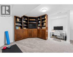 2422 3 Avenue Nw, Calgary, AB T2N0L1 Photo 29