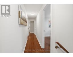 19 Starlake Drive, Toronto, ON M1G3C3 Photo 14