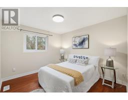 19 Starlake Drive, Toronto, ON M1G3C3 Photo 18
