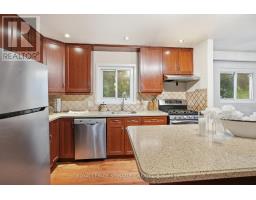 19 Starlake Drive, Toronto, ON M1G3C3 Photo 10