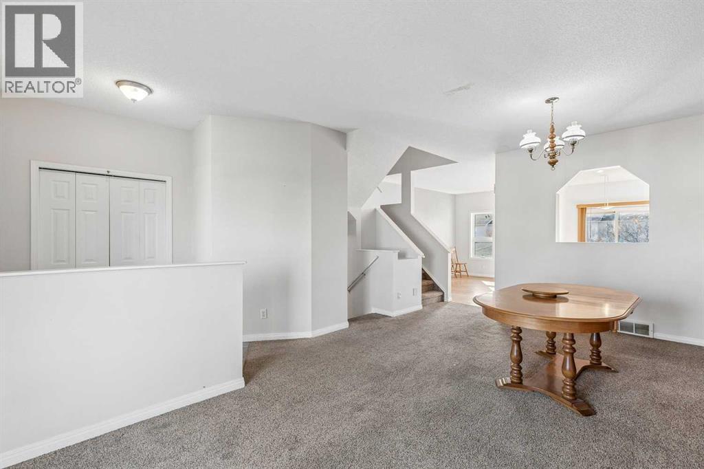 163 Citadel Drive NW, Calgary — photo 4